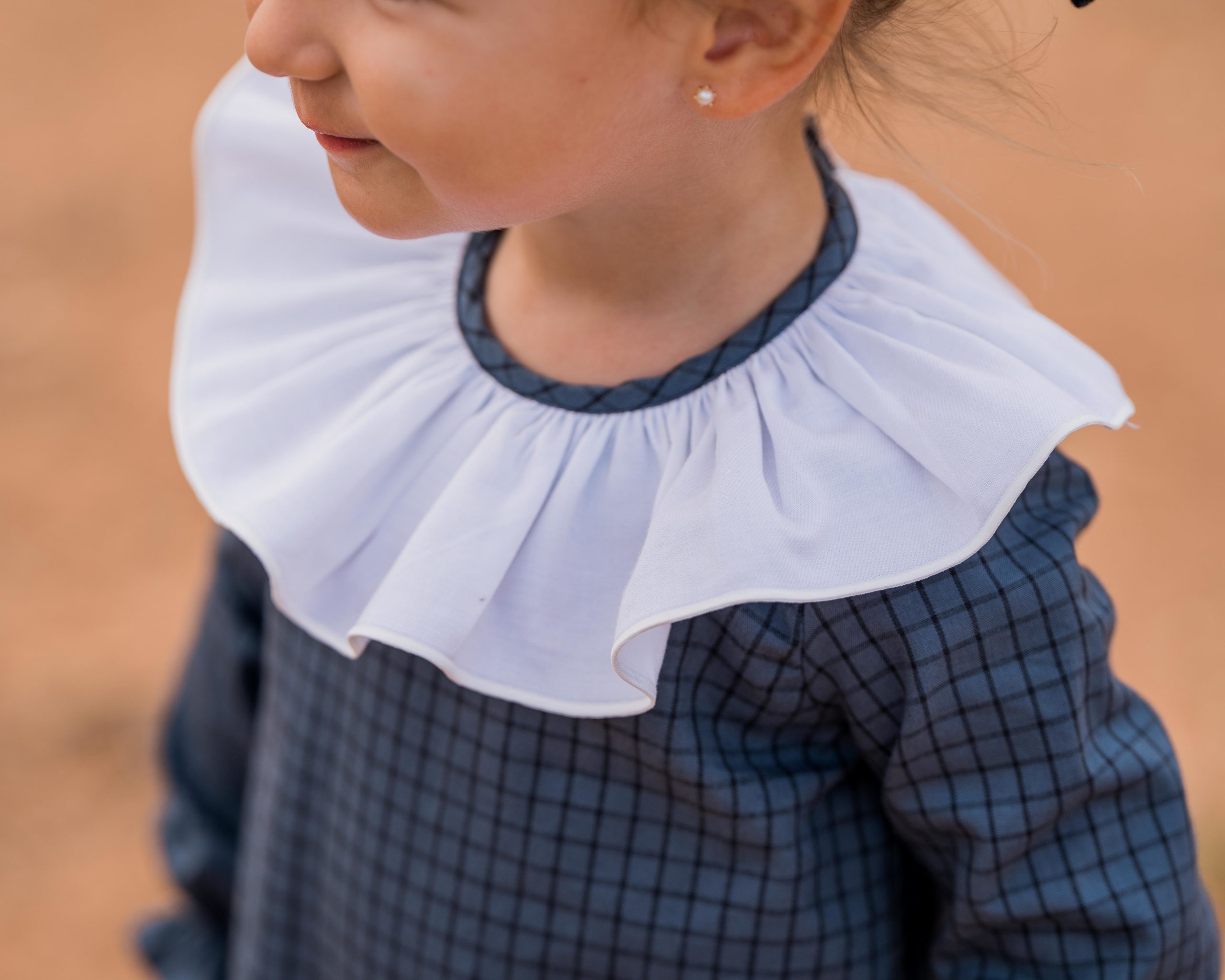 pelel kurai detalle cuello