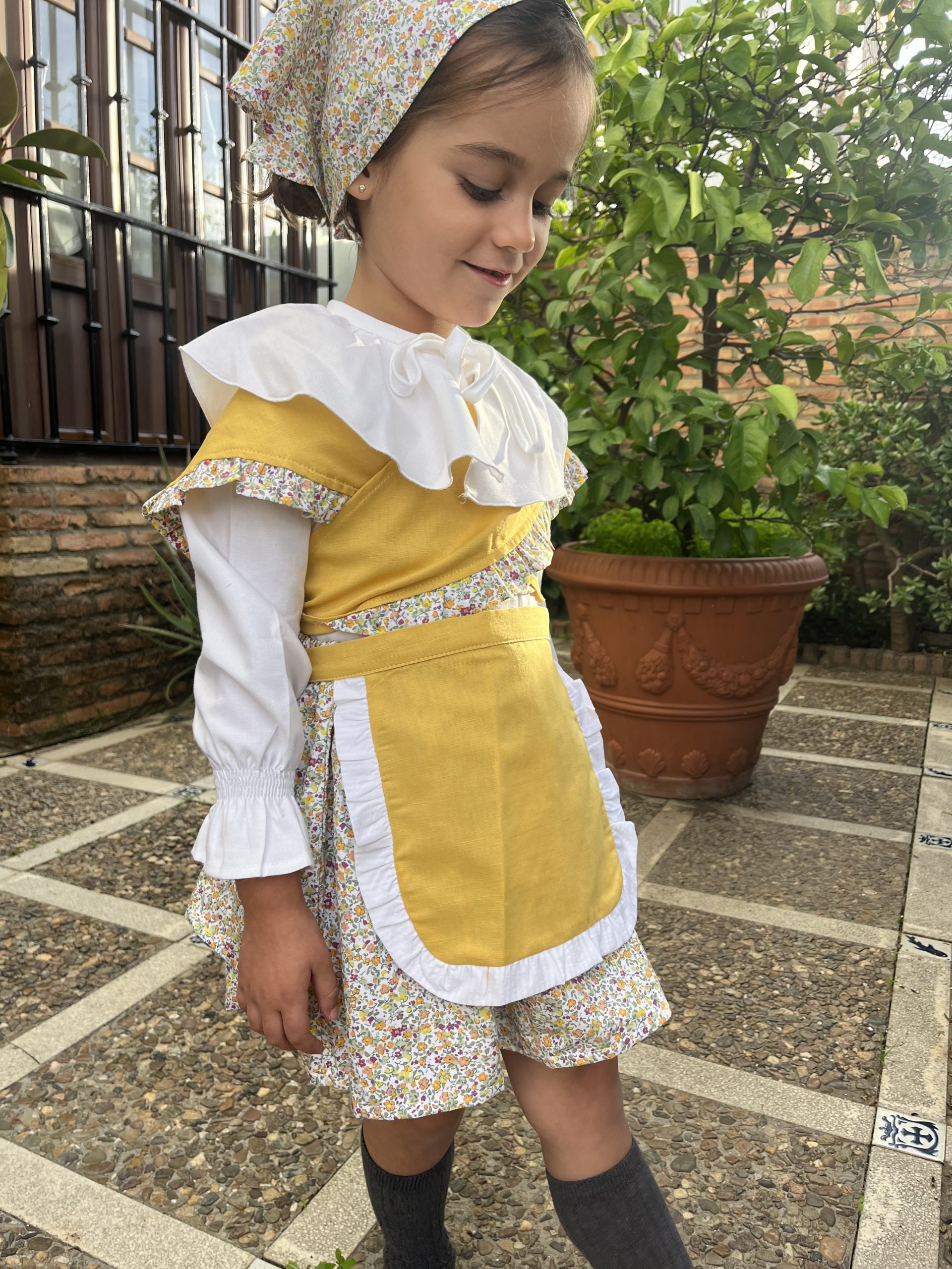 Traje de Pastora Flor Marismas